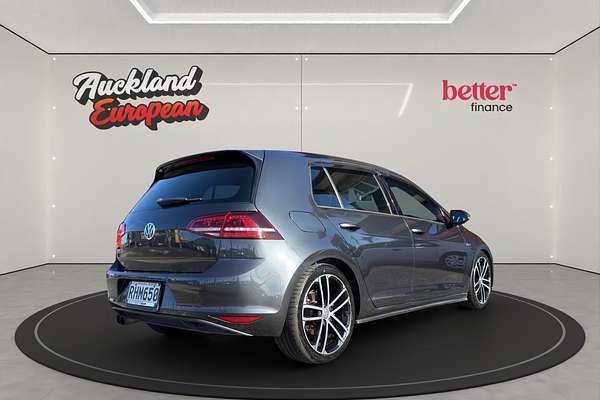 2015 Volkswagen Golf GTE