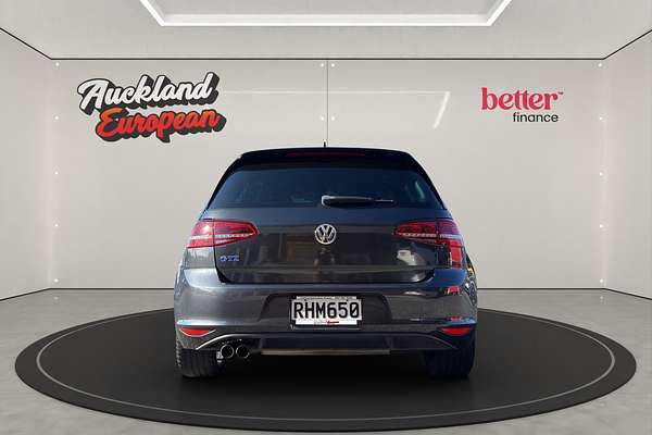 2015 Volkswagen Golf GTE