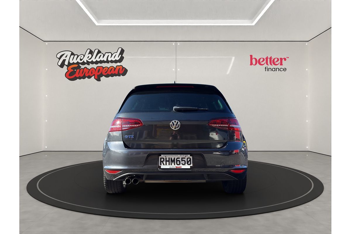 2015 Volkswagen Golf GTE