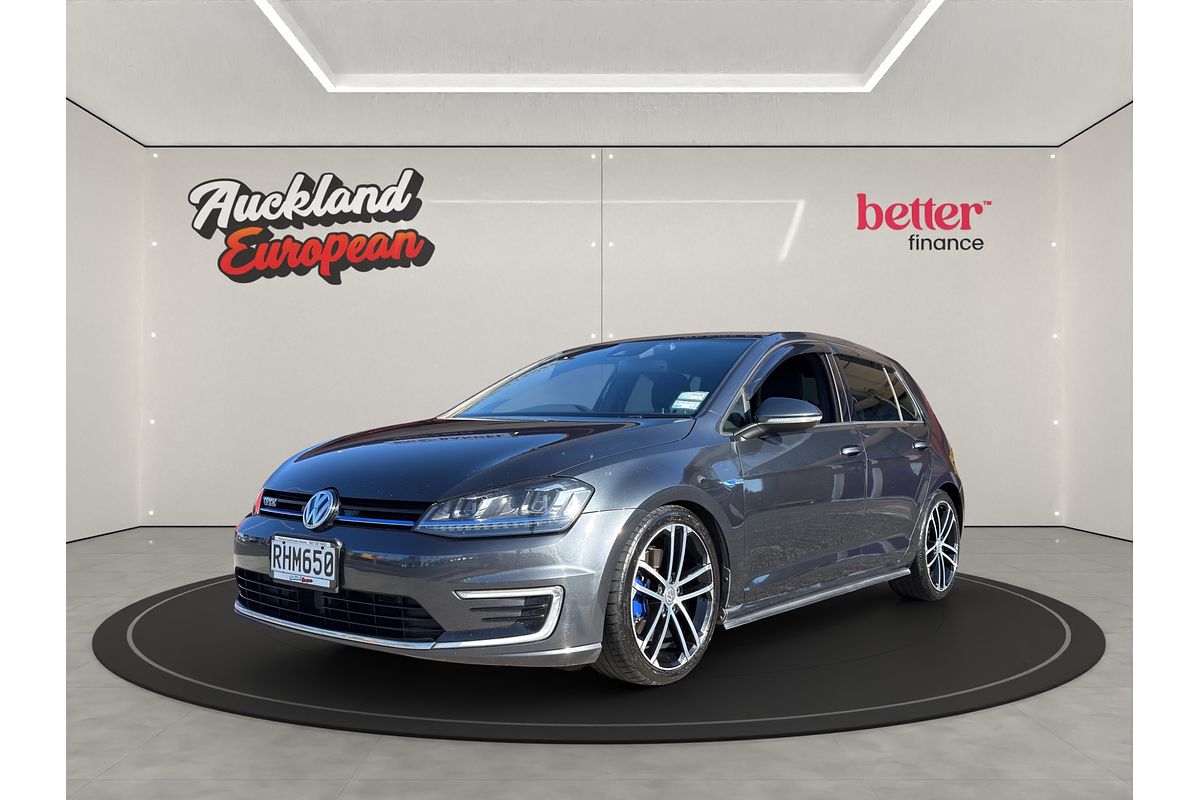 2015 Volkswagen Golf GTE