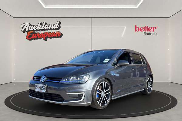 2015 Volkswagen Golf GTE