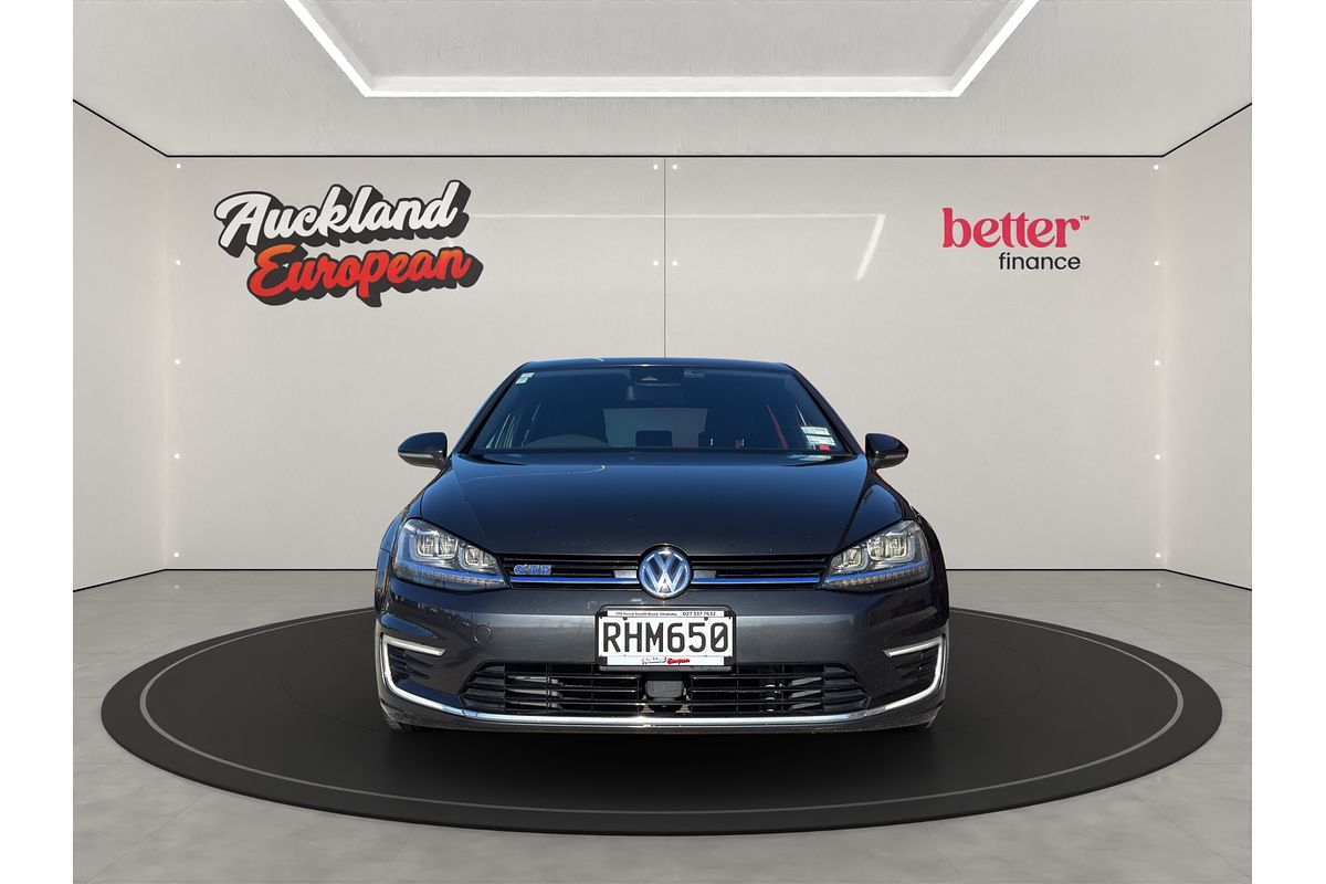 2015 Volkswagen Golf GTE