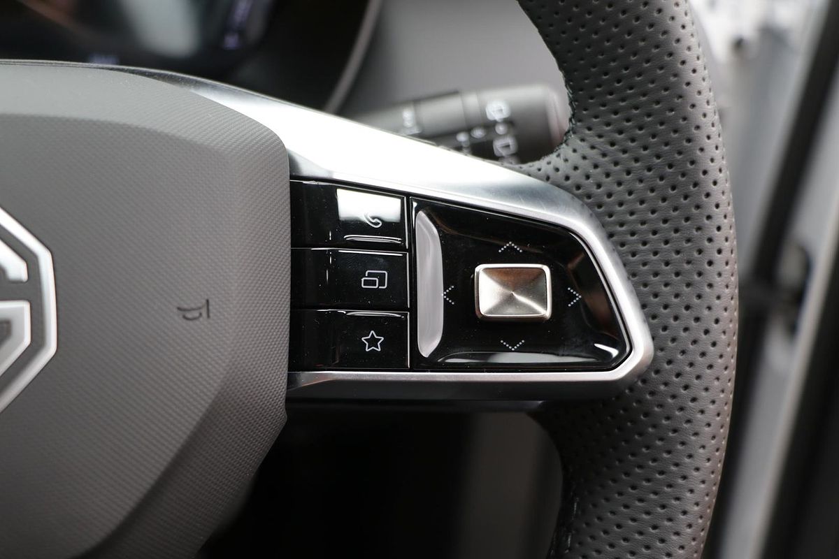 2025 MG ZS Essence Hybrid+ ZS32