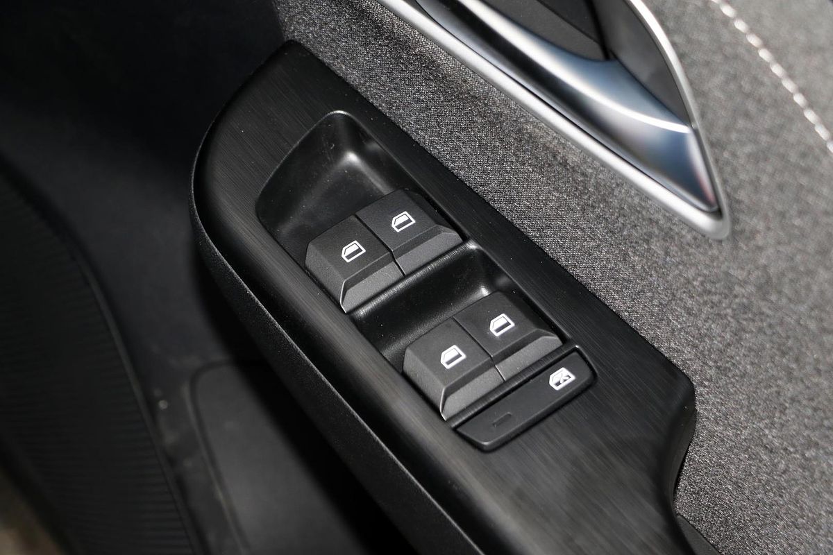2025 MG ZS Excite Hybrid+ ZS32