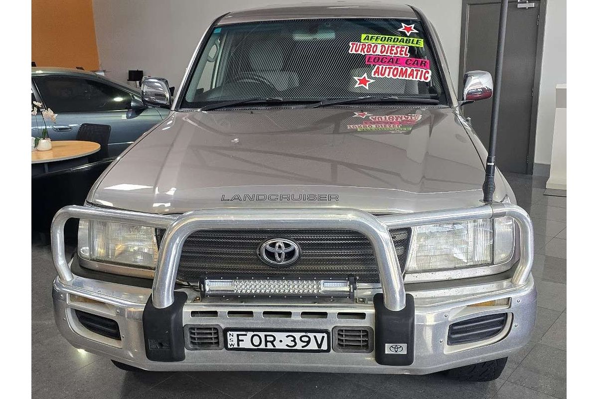 2004 Toyota Landcruiser GXL HDJ100R