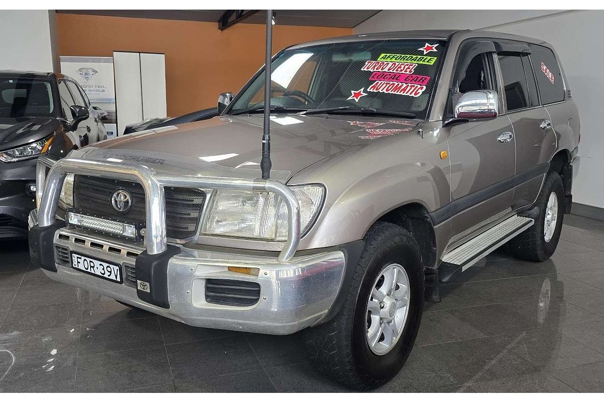2004 Toyota Landcruiser GXL HDJ100R