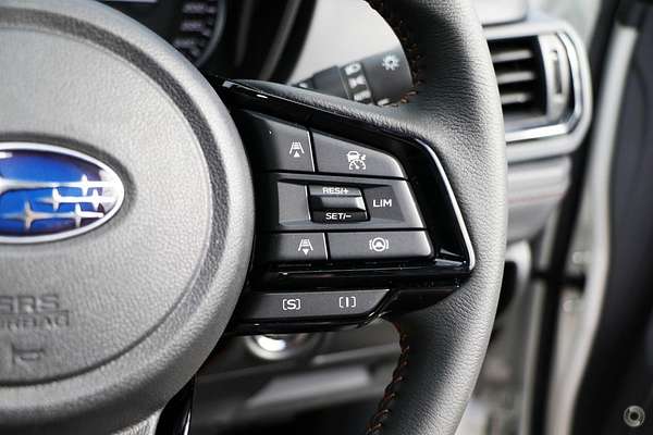 2025 Subaru Forester Touring S6