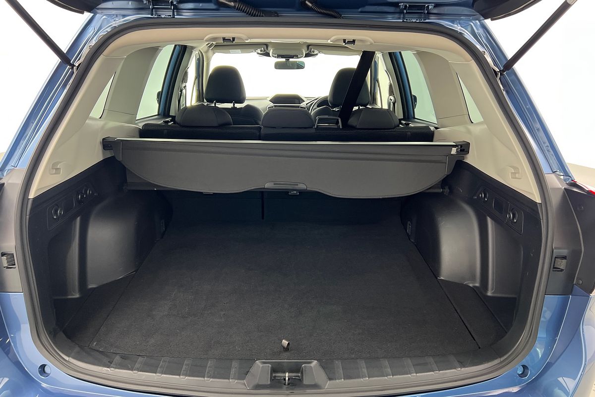 2022 Subaru Forester Hybrid L S5