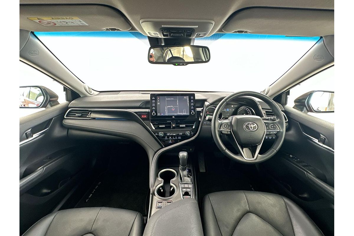 2024 Toyota Camry SL AXVH70R