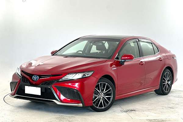 2024 Toyota Camry SL AXVH70R