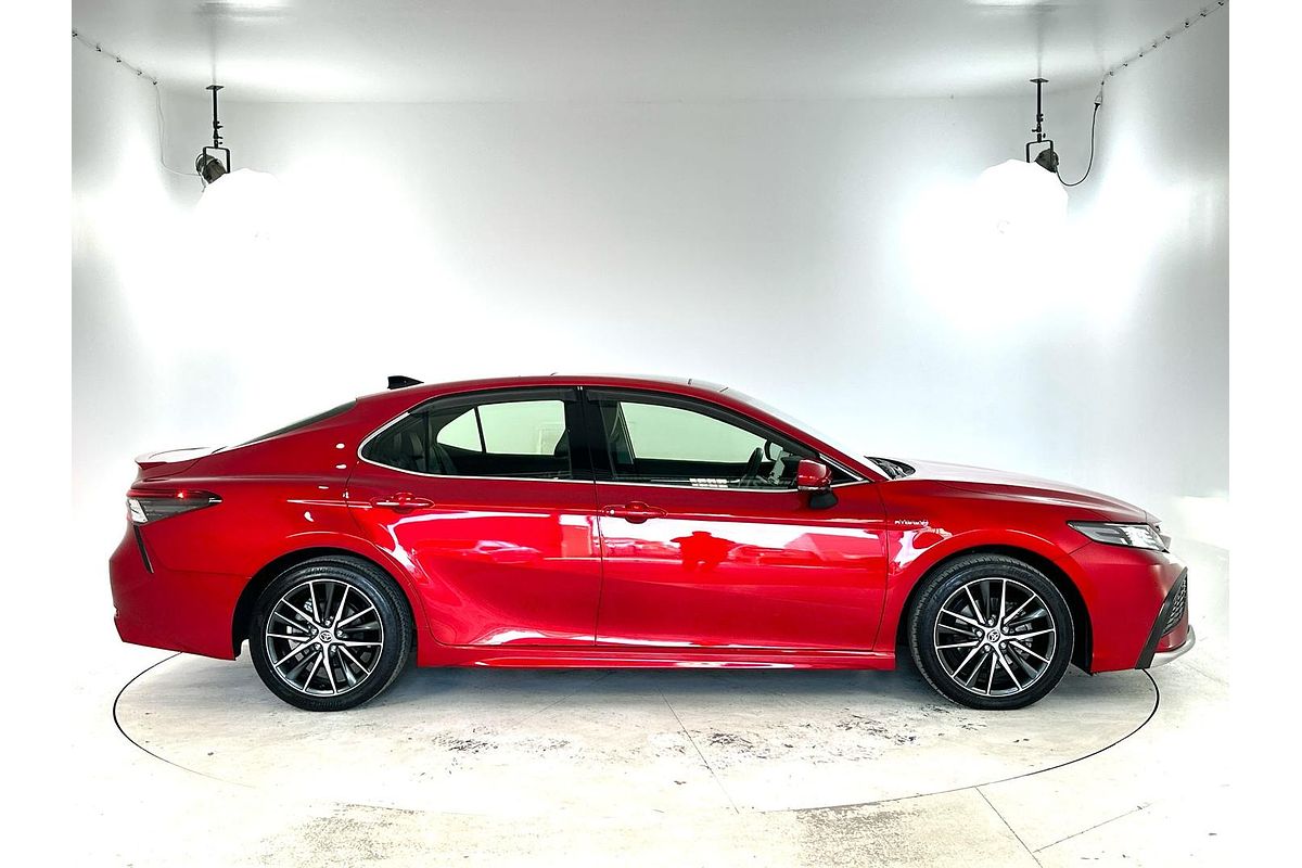 2024 Toyota Camry SL AXVH70R