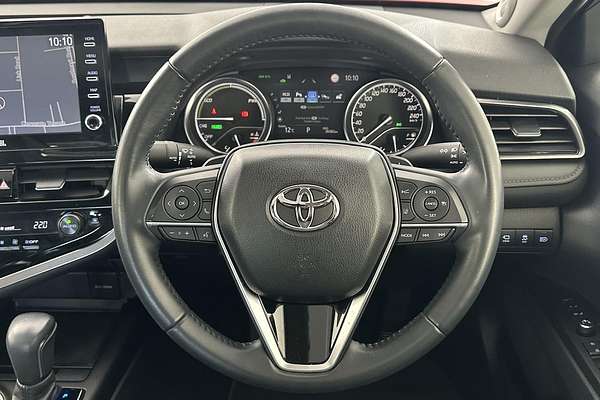 2024 Toyota Camry SL AXVH70R