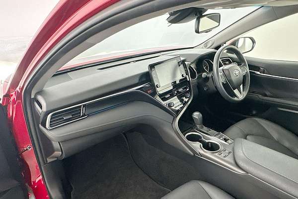 2024 Toyota Camry SL AXVH70R