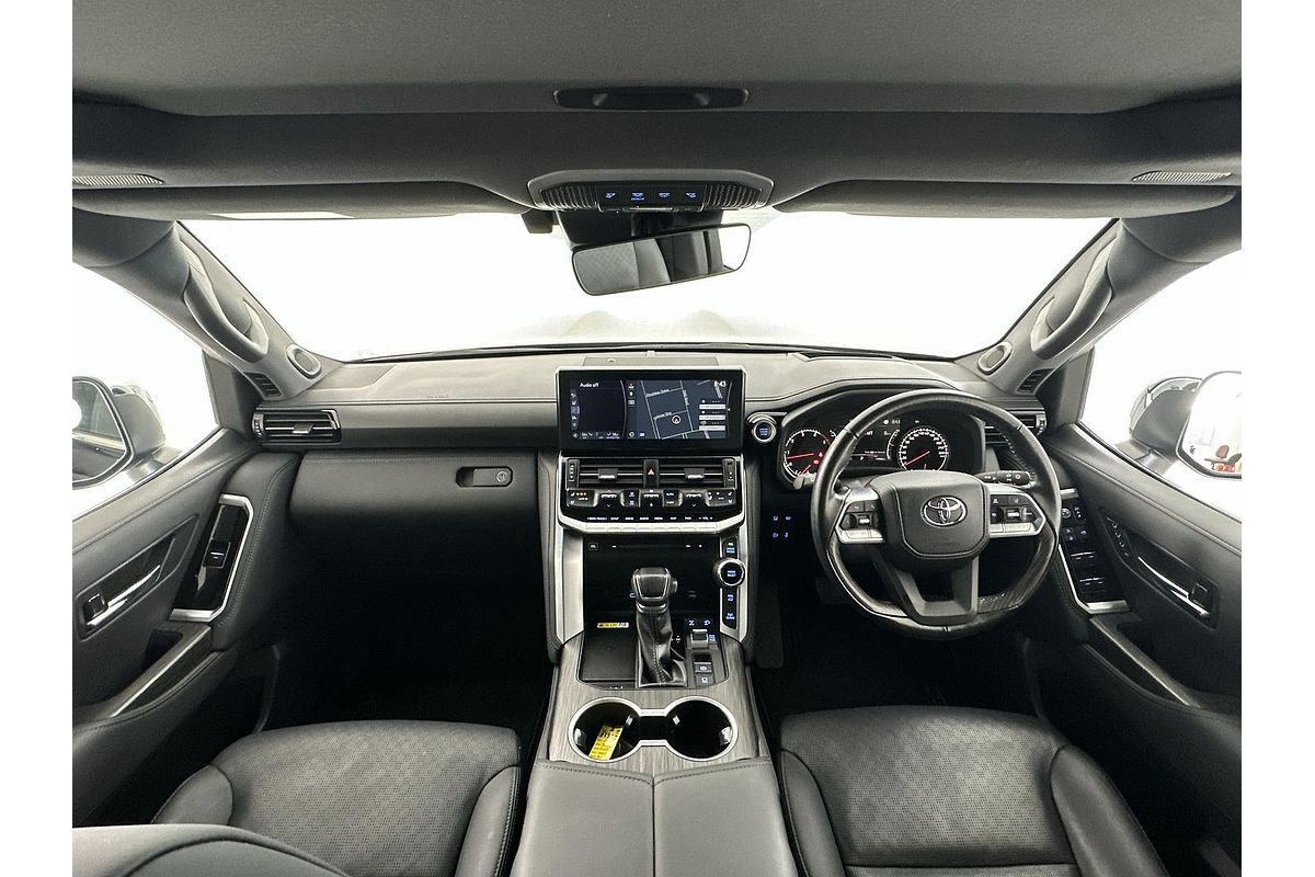 2023 Toyota Landcruiser Sahara ZX FJA300R