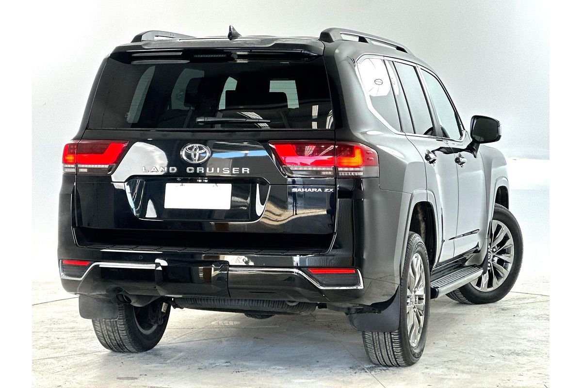 2023 Toyota Landcruiser Sahara ZX FJA300R