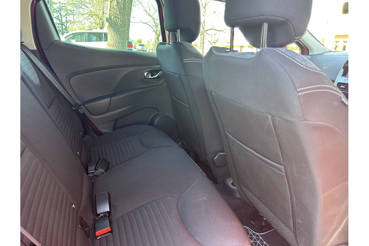 2014 Renault Clio Dynamique IV B98
