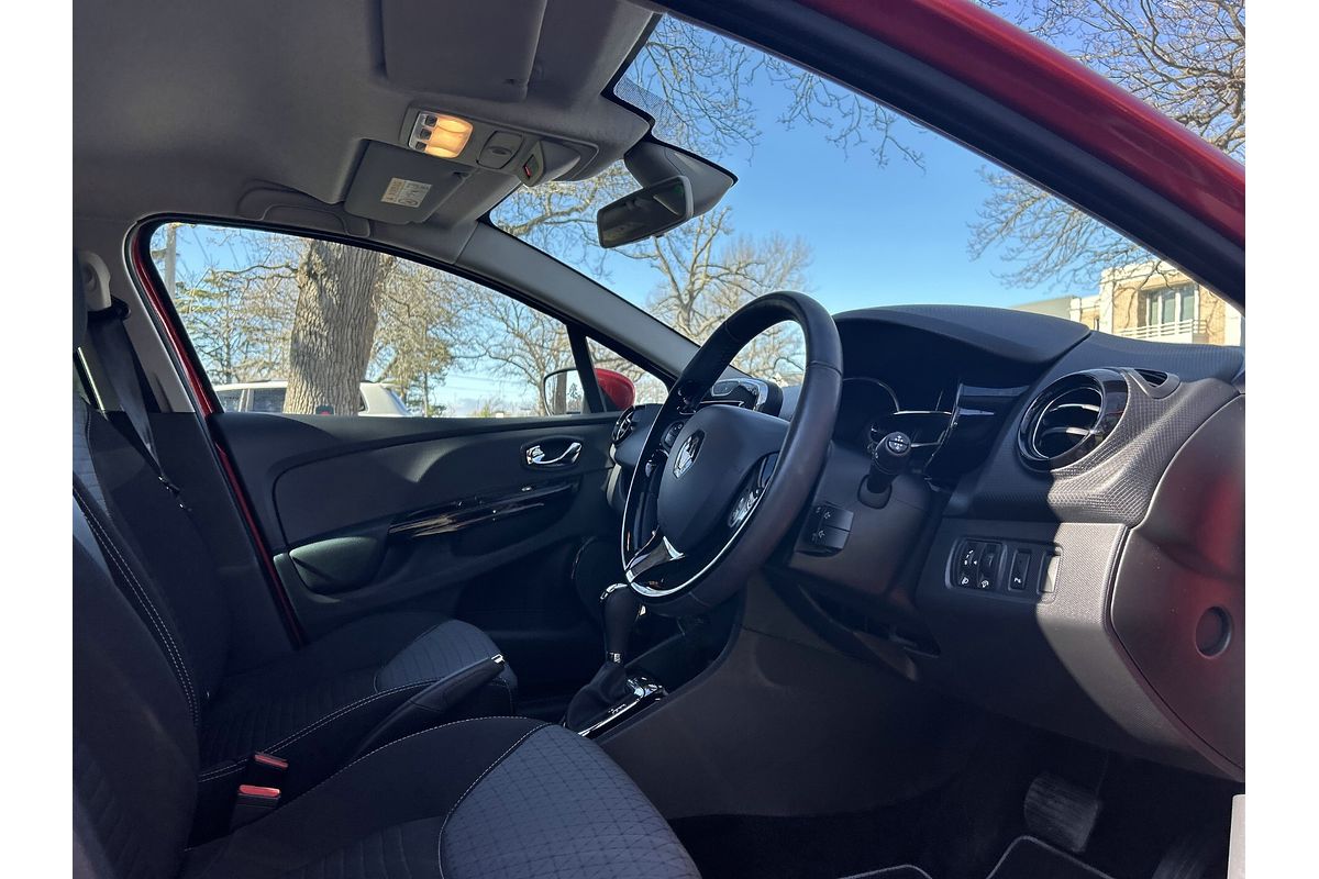 2014 Renault Clio Dynamique IV B98