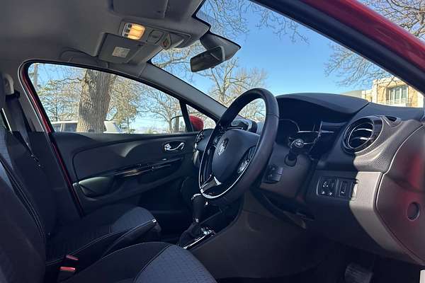 2014 Renault Clio Dynamique IV B98