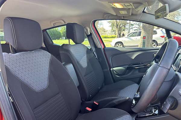 2014 Renault Clio Dynamique IV B98