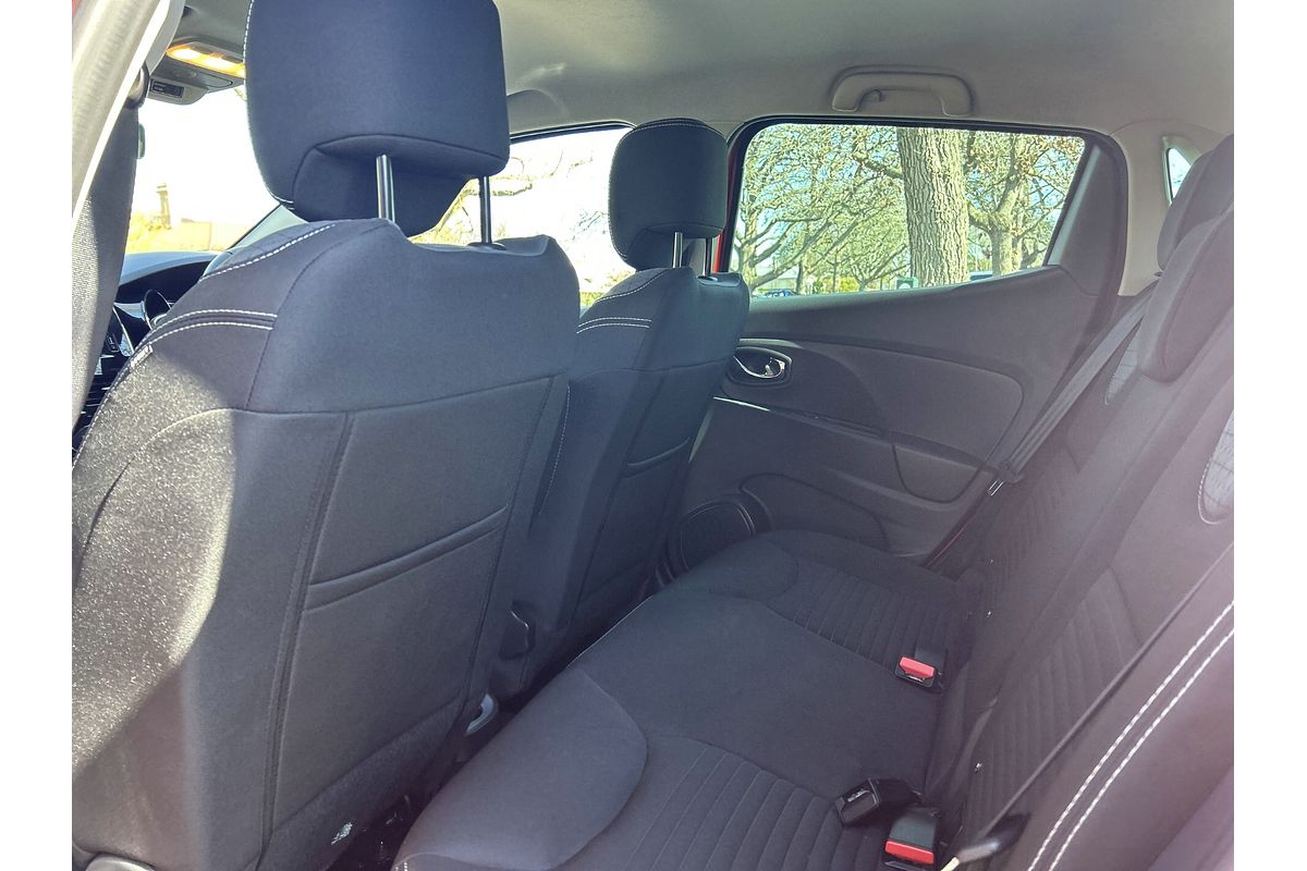2014 Renault Clio Dynamique IV B98