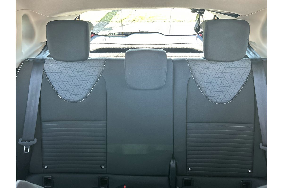 2014 Renault Clio Dynamique IV B98