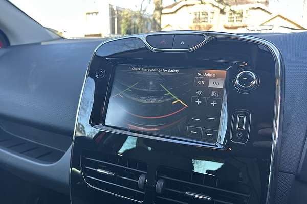 2014 Renault Clio Dynamique IV B98