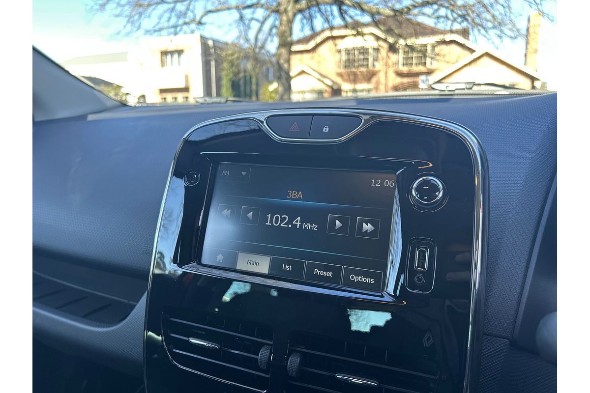 2014 Renault Clio Dynamique IV B98
