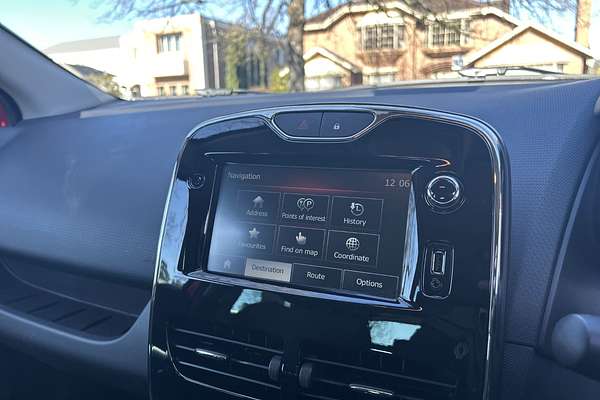 2014 Renault Clio Dynamique IV B98