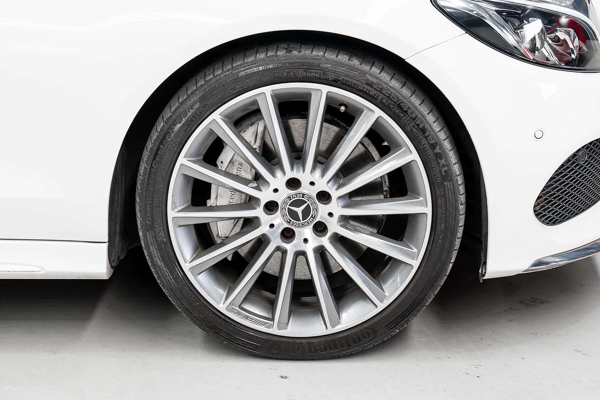 2017 Mercedes-Benz C-Class C300 C205