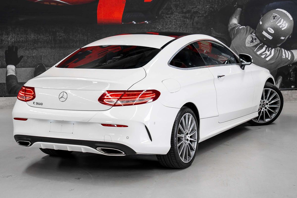 2017 Mercedes-Benz C-Class C300 C205