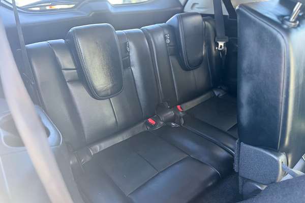 2015 Nissan X-TRAIL ST-L T32