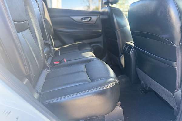 2015 Nissan X-TRAIL ST-L T32