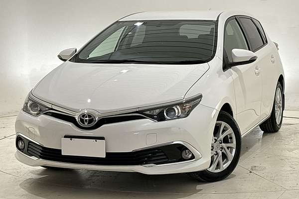 2016 Toyota Corolla Ascent Sport ZRE182R