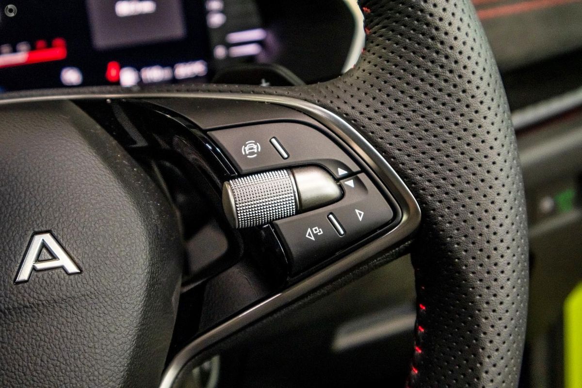 2025 SKODA Octavia RS NX
