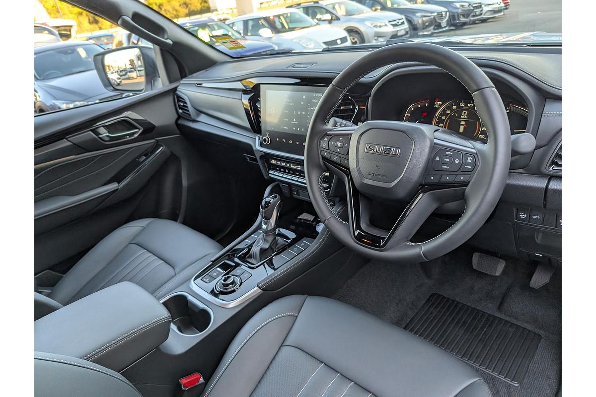 2025 Isuzu MU-X LS-T