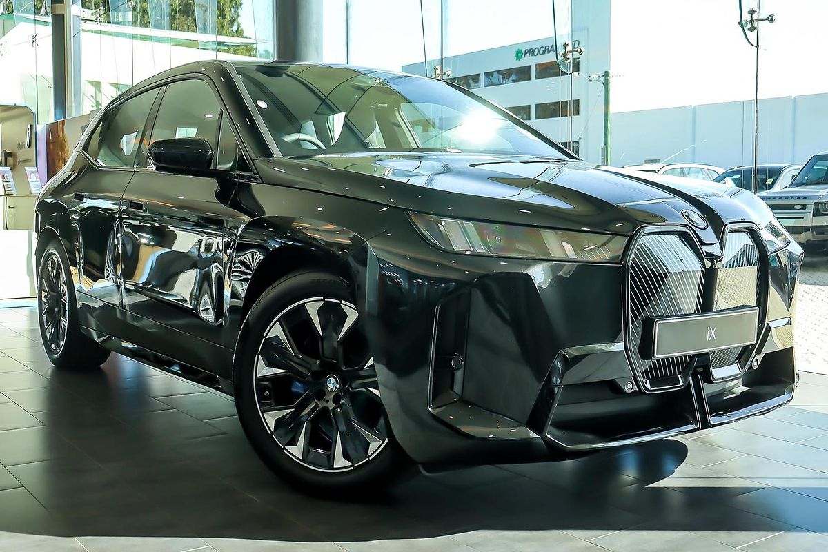 2025 BMW iX xDrive45 M Sport I20 LCI