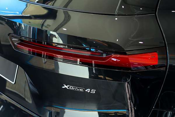 2025 BMW iX xDrive45 M Sport I20 LCI