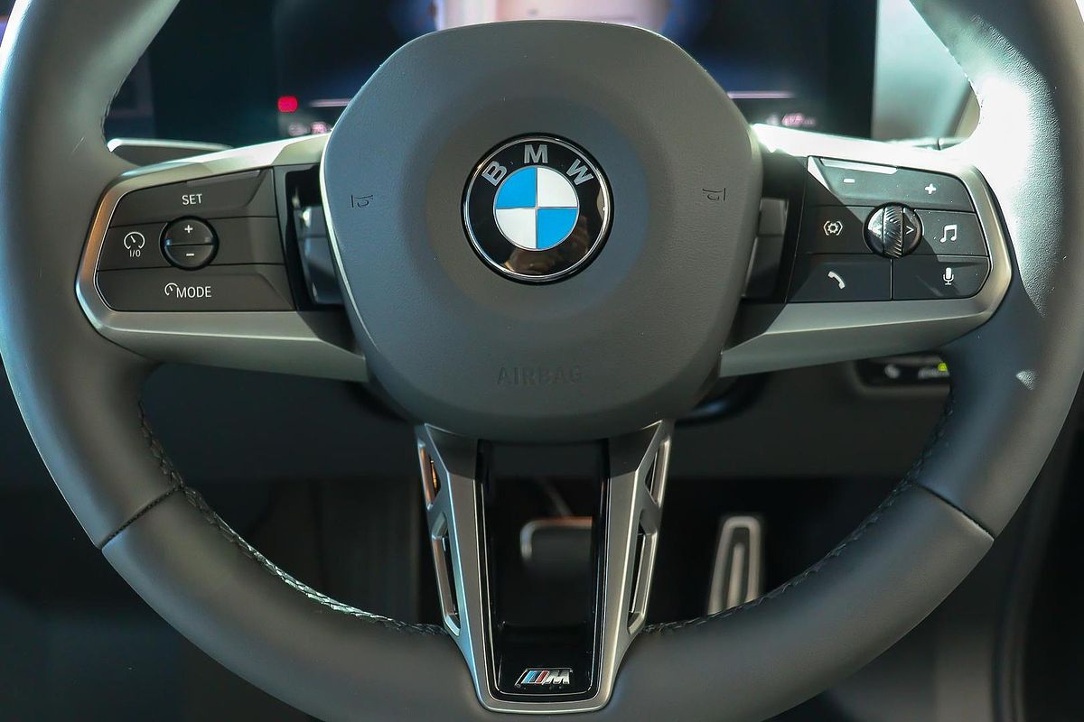 2025 BMW iX xDrive45 M Sport I20 LCI