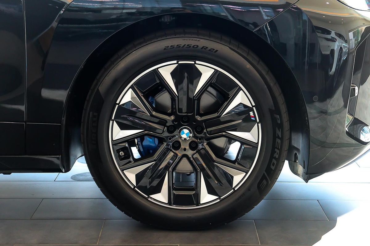 2025 BMW iX xDrive45 M Sport I20 LCI
