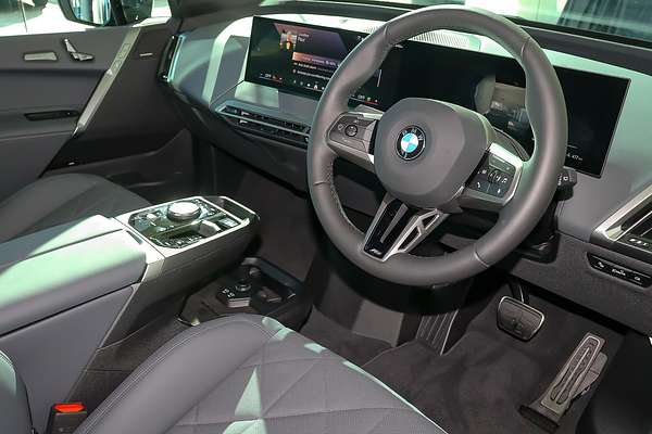 2025 BMW iX xDrive45 M Sport I20 LCI