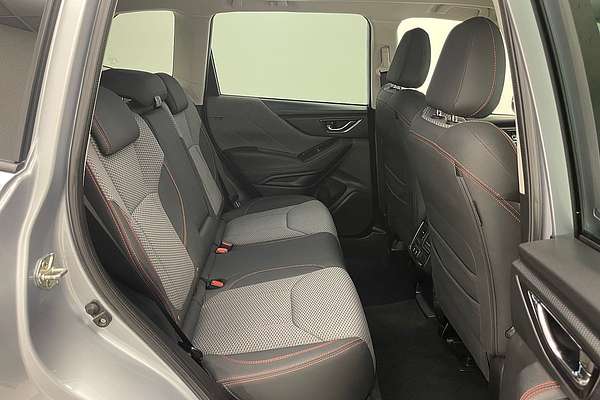 2021 Subaru Forester 2.5i Sport S5