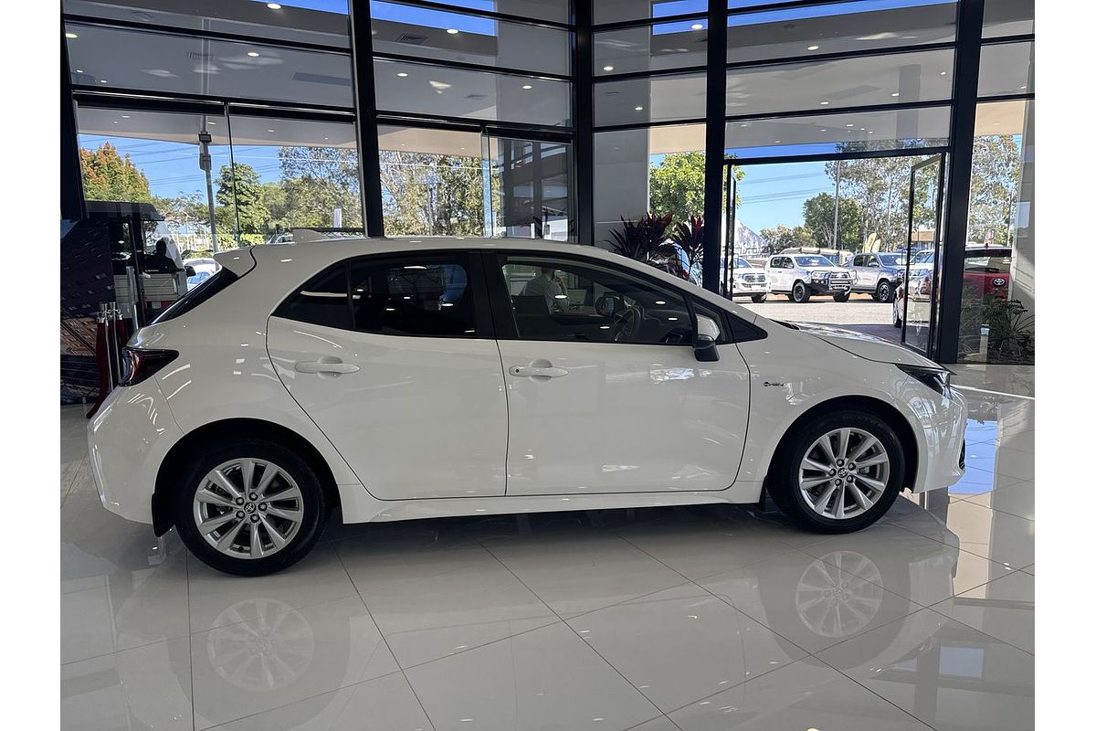 2024 Toyota Corolla SX Hybrid ZWE219R