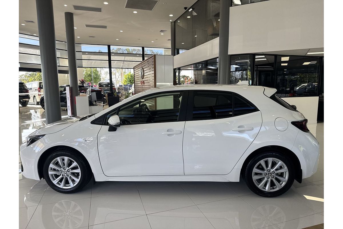 2024 Toyota Corolla SX Hybrid ZWE219R
