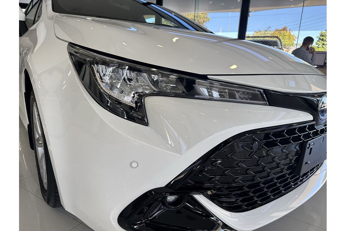 2024 Toyota Corolla SX Hybrid ZWE219R