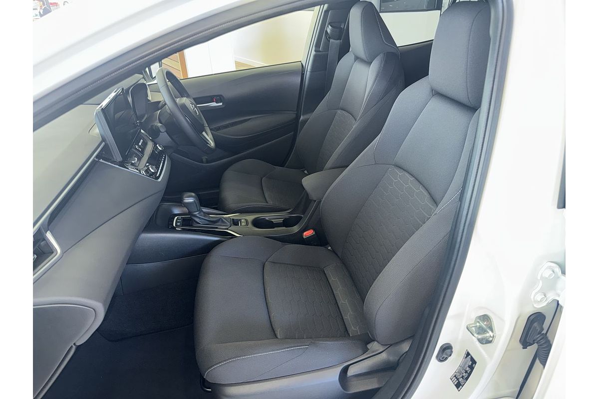 2024 Toyota Corolla SX Hybrid ZWE219R