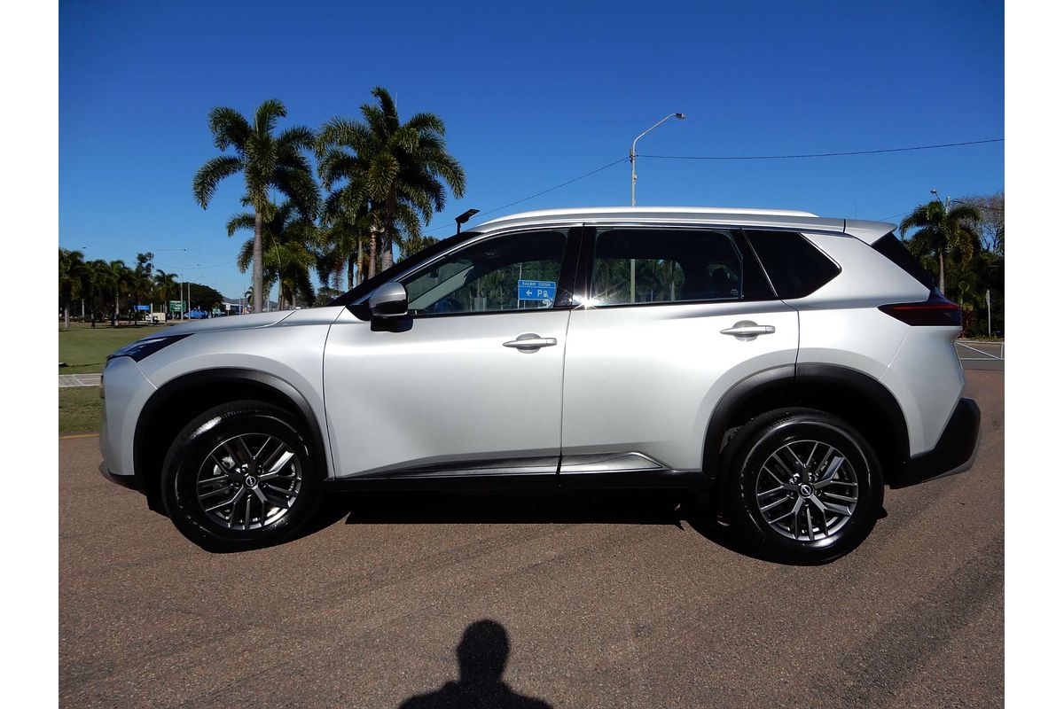 2024 Nissan X-TRAIL ST T33