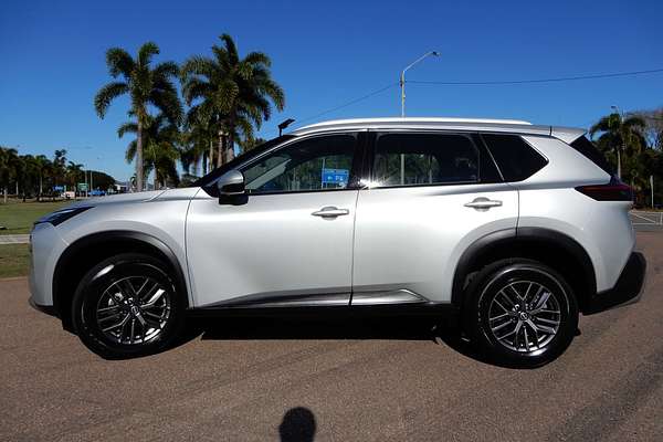 2024 Nissan X-TRAIL ST T33