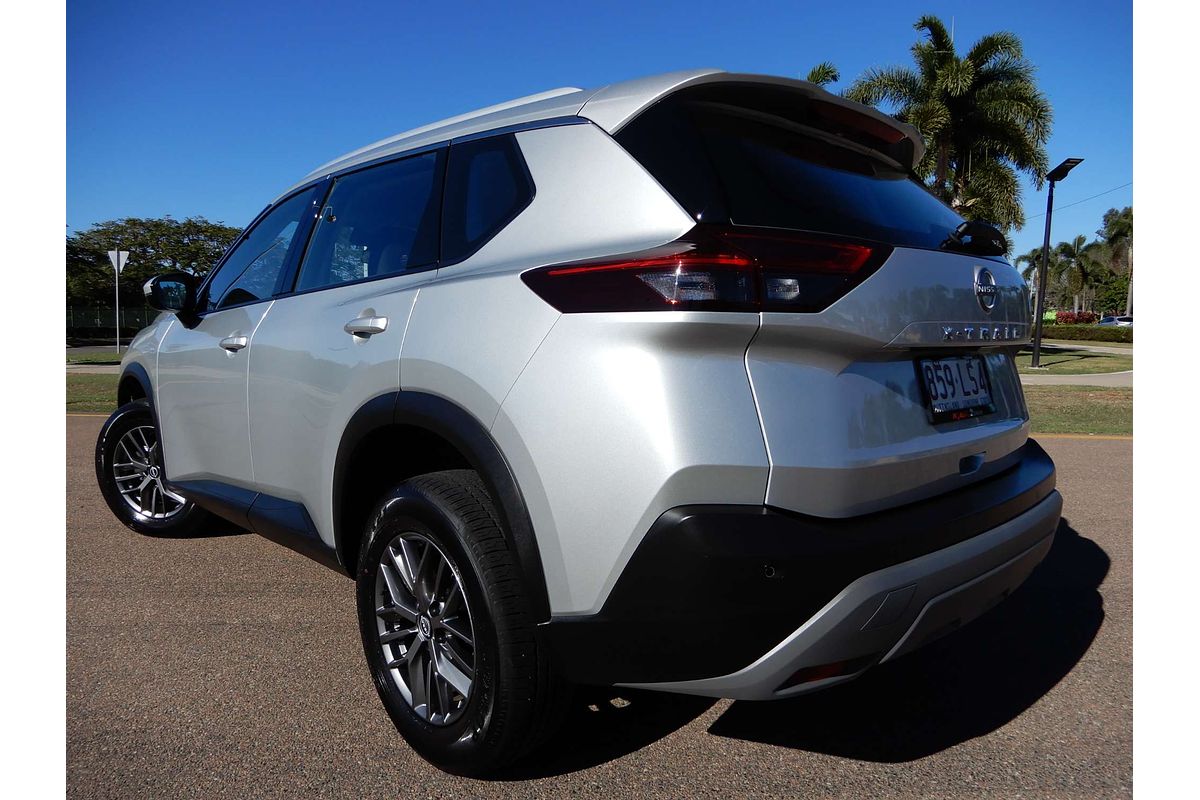 2024 Nissan X-TRAIL ST T33