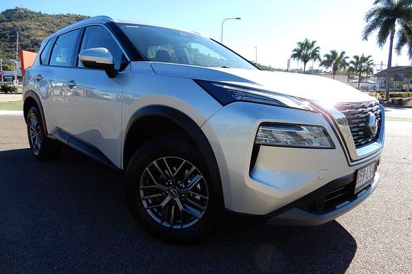 2024 Nissan X-TRAIL ST T33