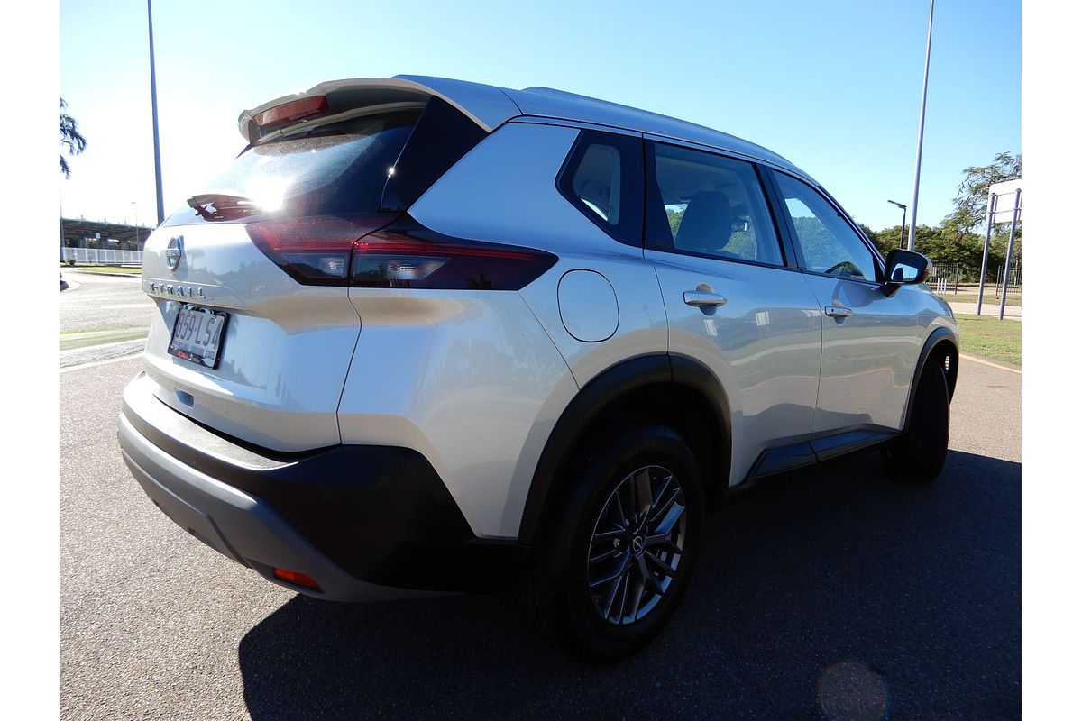 2024 Nissan X-TRAIL ST T33